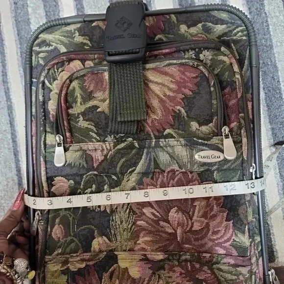 TRAVEL Gear Vintage Tapestry Rolling luggage - Picture 6 of 15